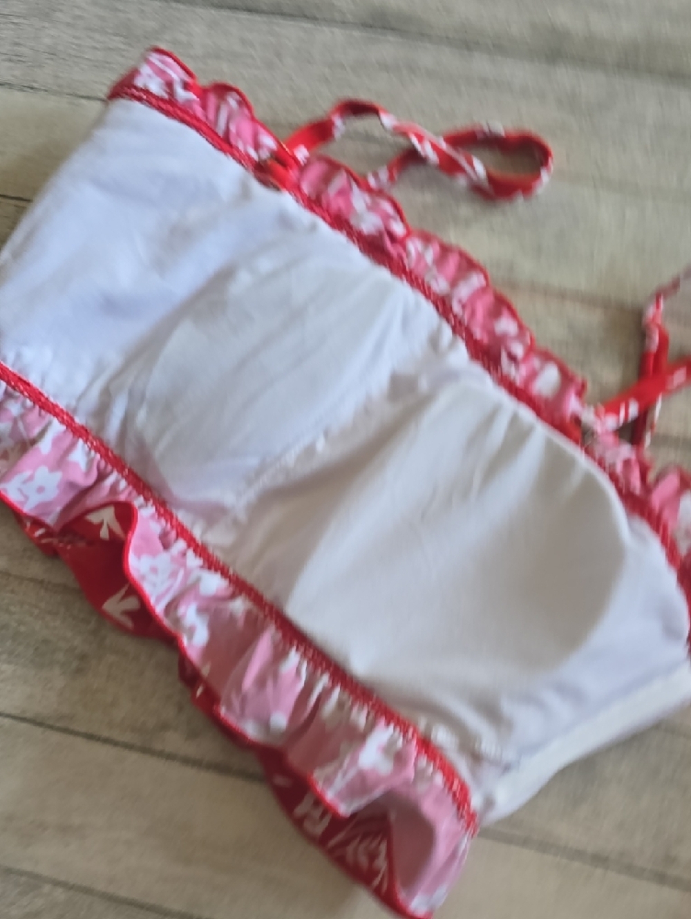Red Floral Smocked Ruffle Bikini Set Size Medium - Picture 6 of 6